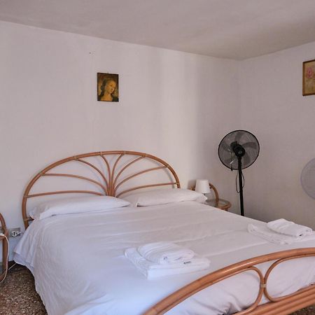 Lustraferi Apartment Venezia Esterno foto