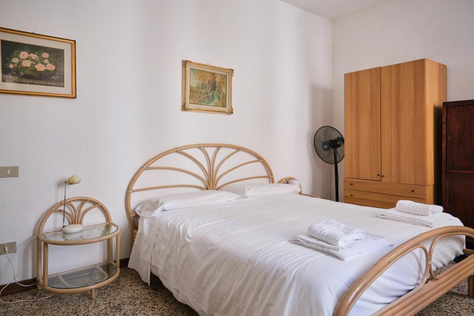 Lustraferi Apartment Venezia Esterno foto