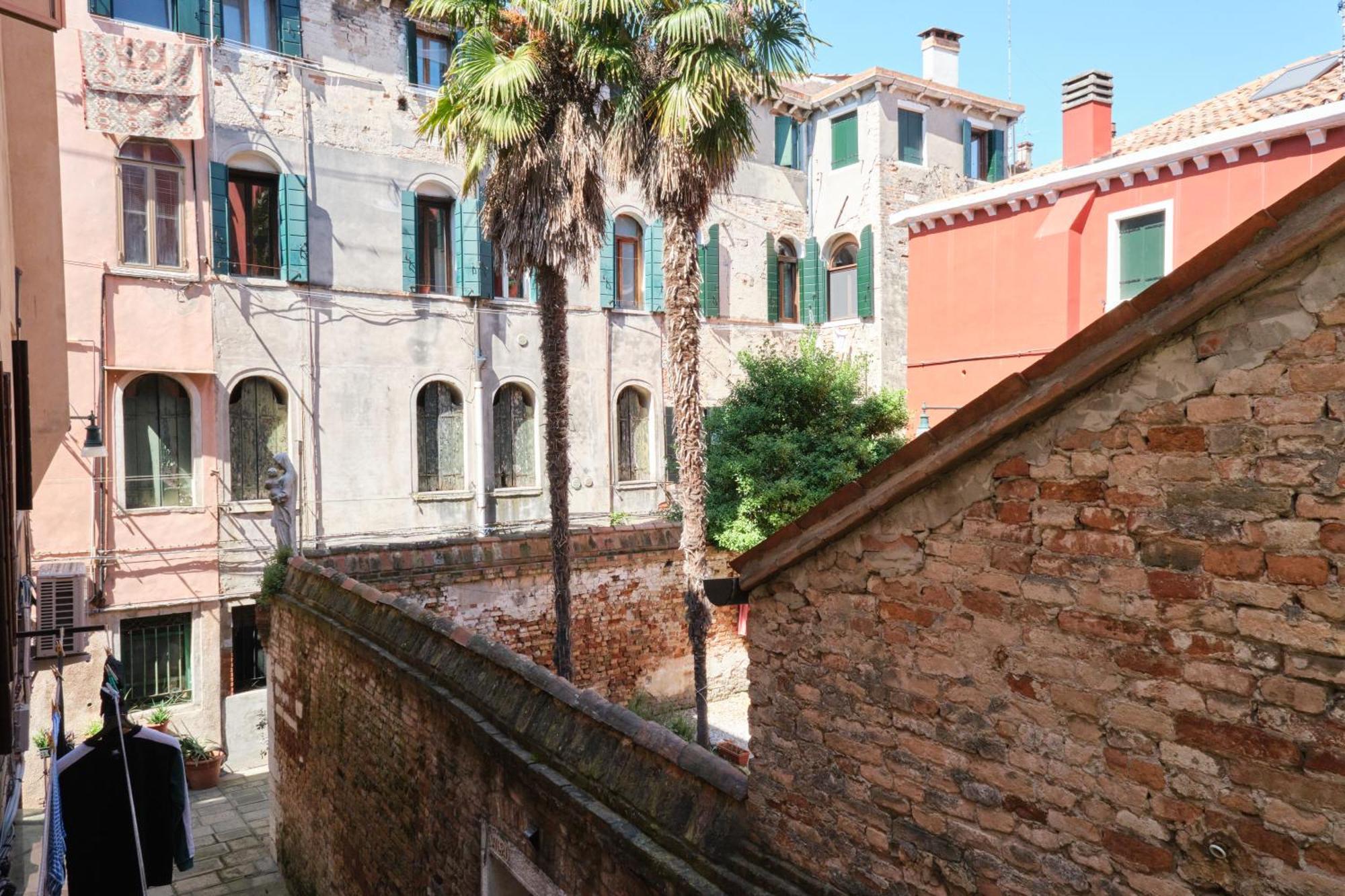 Lustraferi Apartment Venezia Esterno foto